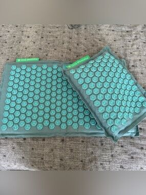 Pranamat ECO Acupressure Mat & Pillow Set - Teal